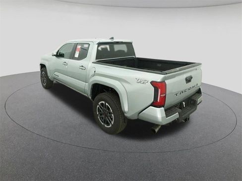 New 2025 Toyota Tacoma TRD Sport image 5