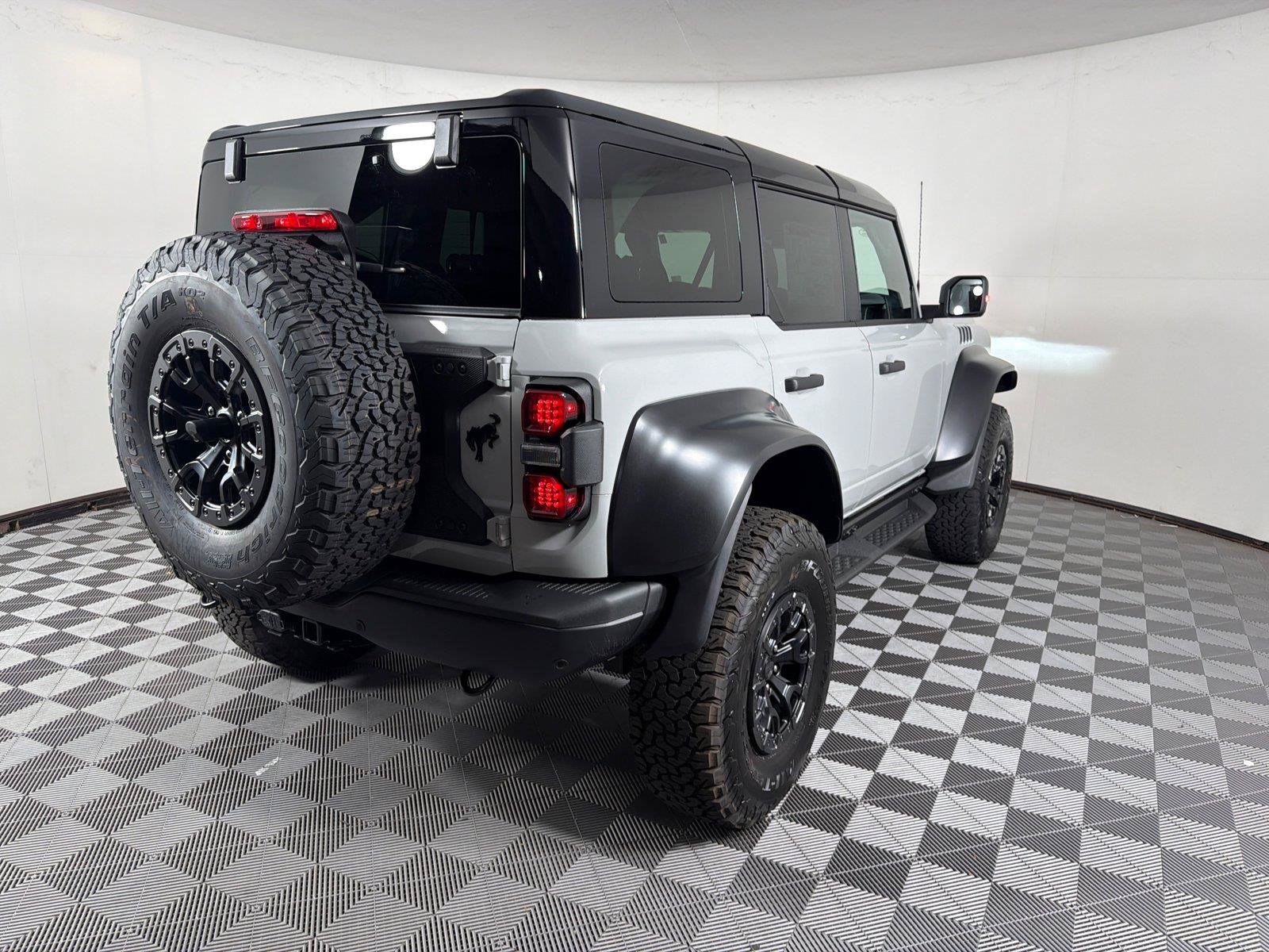 New 2026 Ford Bronco Raptor AWD/4WD image 7