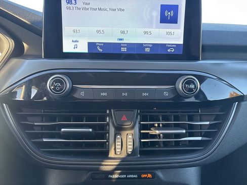 Used 2023 Ford Escape Active image 28