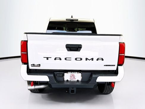 New 2025 Toyota Tacoma TRD Off-Road image 7