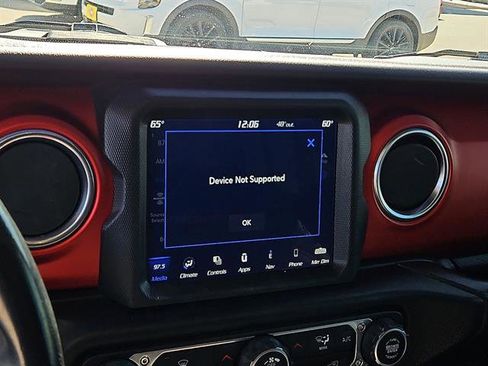 Used 2020 Jeep Wrangler Unlimited Rubicon image 16