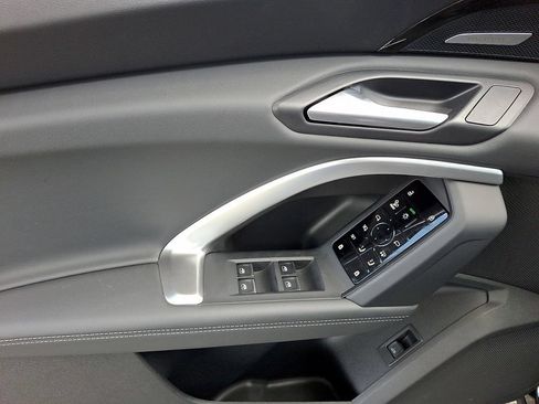Certified 2025 Audi Q5 Premium w/ Premium Plus AWD/4WD image 14