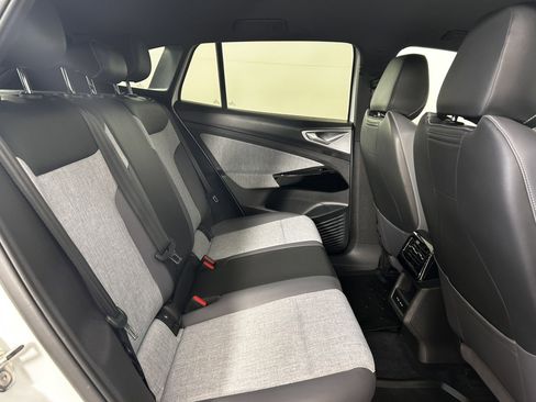 Used 2023 Volkswagen ID.4 Pro RWD image 13