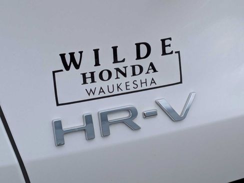 Certified 2025 Honda HR-V LX image 13