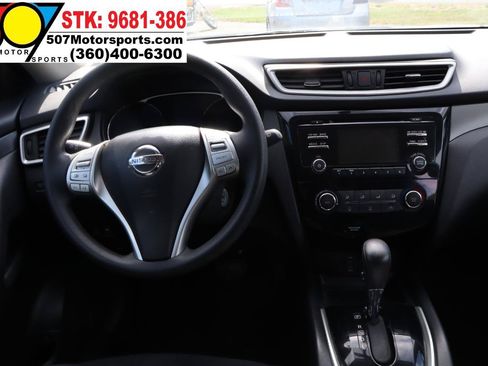 Used 2016 Nissan Rogue S w/ S Family Package AWD/4WD image 16