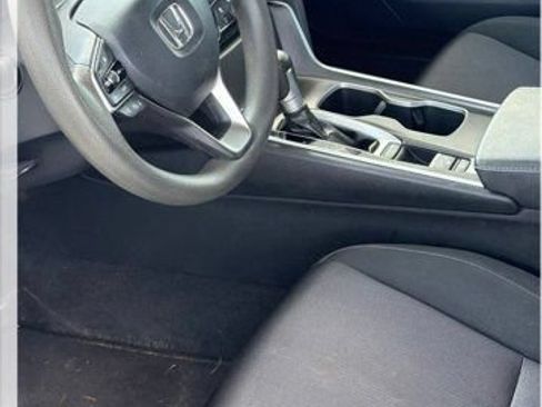 Used 2019 Honda Accord LX image 2
