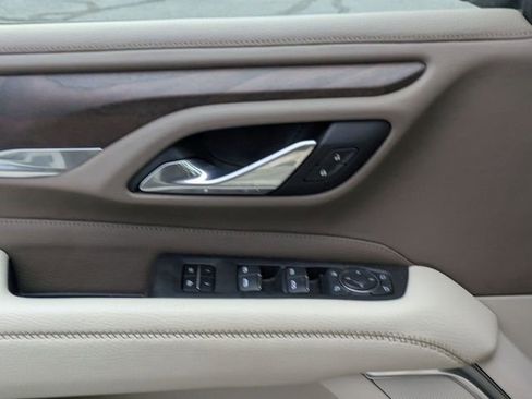 Used 2021 GMC Yukon Denali w/ Denali Ultimate Package image 12