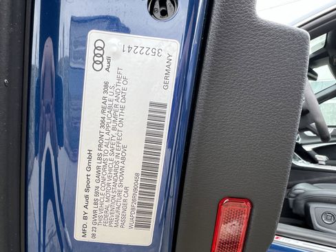 Used 2024 Audi RS 7 Performance image 37