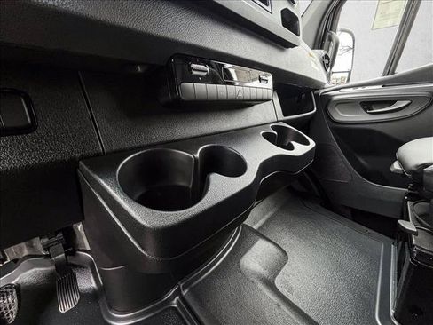 New 2026 Mercedes-Benz Sprinter 2500 image 17