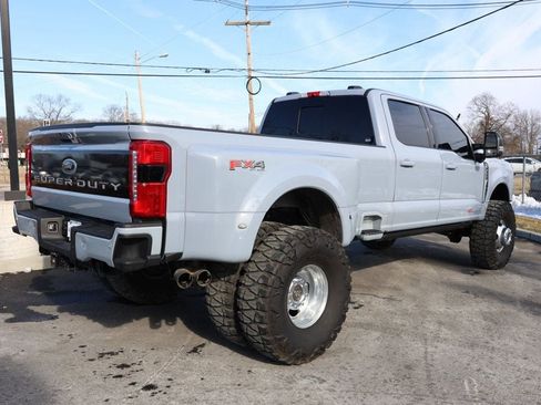 Used 2024 Ford F350 Lariat w/ Lariat Ultimate Package image 5