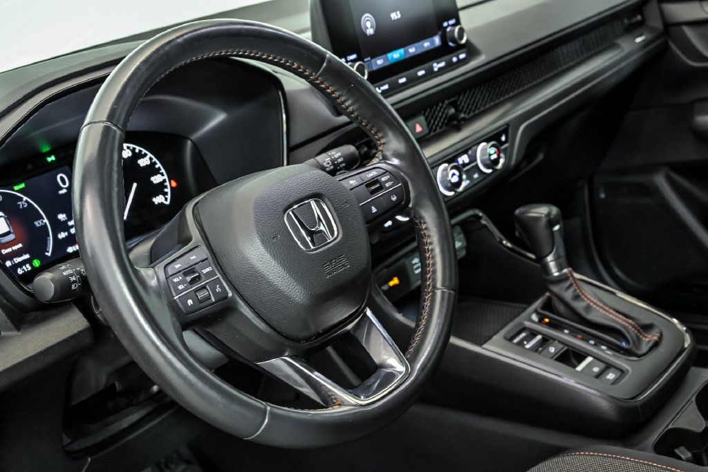 Used 2023 Honda CR-V Sport image 16