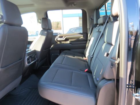 Used 2024 Chevrolet Silverado 2500 LTZ w/ LTZ Plus Package image 14