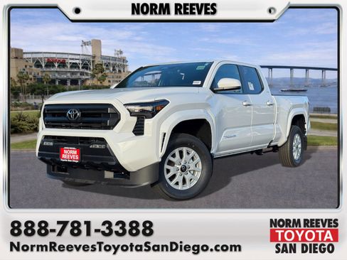 Certified 2025 Toyota Tacoma SR5 image 1