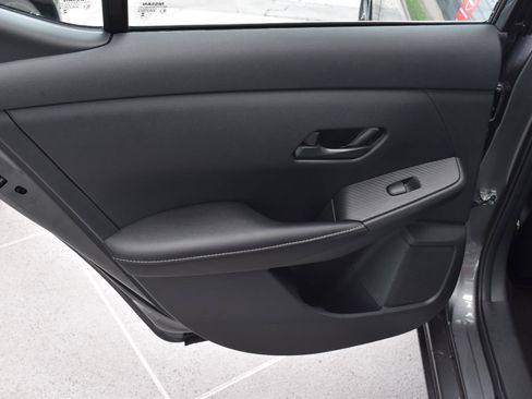Certified 2025 Nissan Sentra SV w/ All-Weather Package FWD image 40