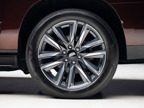 Used 2023 Cadillac Escalade ESV Sport Platinum w/ Heavy-Duty Trailer Package image 21