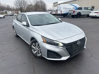 Used 2023 Nissan Altima 2.5 S video 1