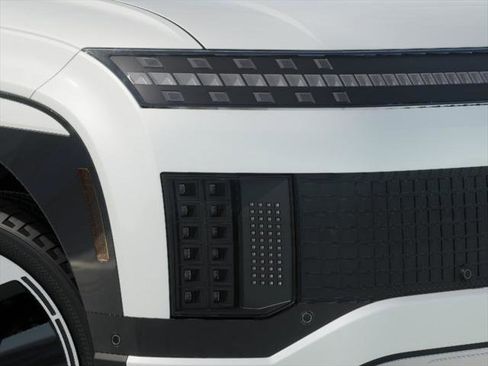 New 2026 Hyundai Ioniq 9 Limited image 9