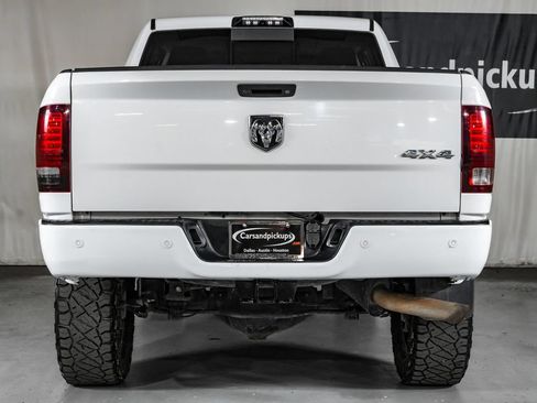 Used 2018 RAM 2500 Laramie w/ Sport Appearance Group AWD/4WD image 9