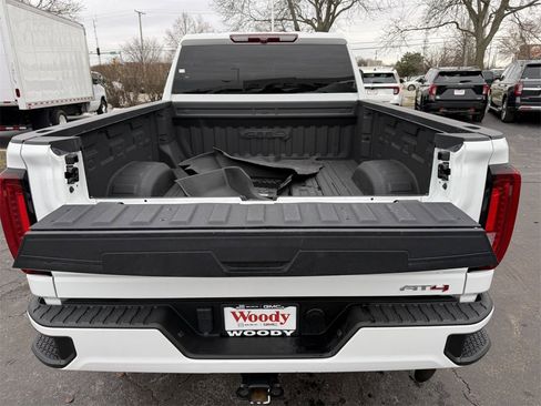 Certified 2021 GMC Sierra 2500 AT4 w/ Gooseneck/5TH Wheel Package image 32
