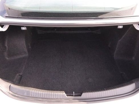 Used 2024 Chevrolet Malibu LT image 7