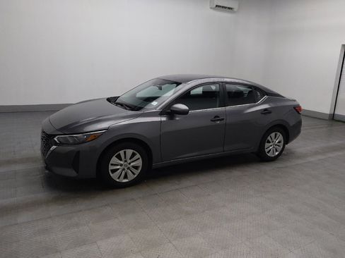 Used 2025 Nissan Sentra S image 2