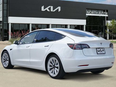 Used 2021 Tesla Model 3 Standard Range Plus RWD image 4
