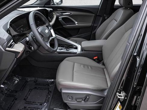 New 2025 Audi Q5 Premium Plus image 12