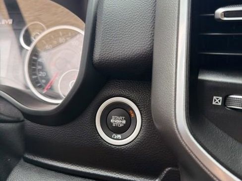 Used 2019 RAM 1500 Big Horn RWD image 22