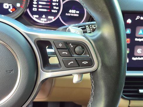 Certified 2022 Porsche Cayenne Platinum Edition AWD/4WD image 9