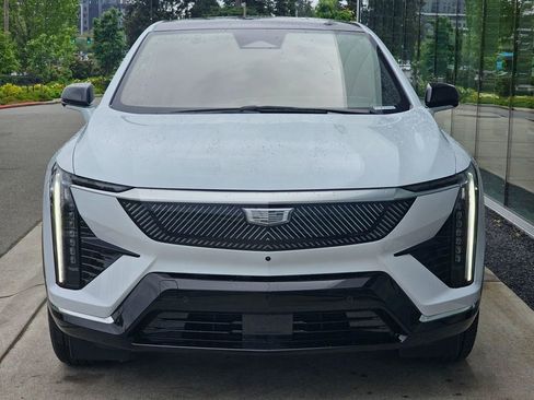 New 2026 Cadillac Optiq Luxury 1 AWD/4WD image 8