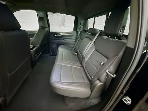 Used 2024 Chevrolet Silverado 1500 LT AWD/4WD image 26