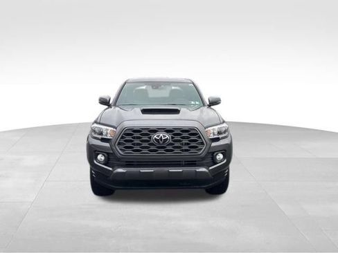 Certified 2023 Toyota Tacoma TRD Sport image 8