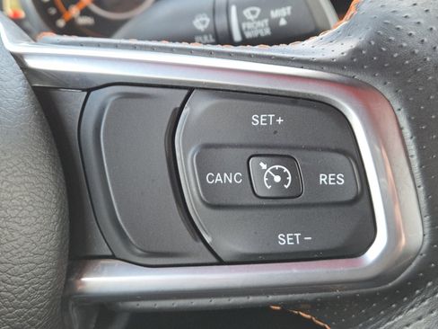 Used 2023 Jeep Gladiator Mojave w/ Cold Weather Group AWD/4WD image 7