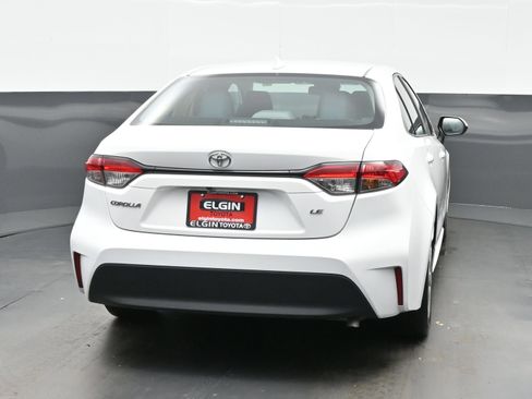 Used 2024 Toyota Corolla LE FWD image 5