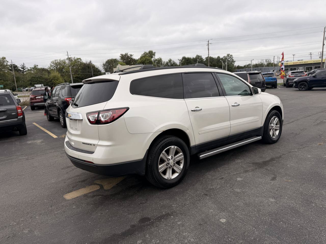 Used 2014 Chevrolet Traverse LT w/ LPO, 'HIT The Road' Package FWD image 11
