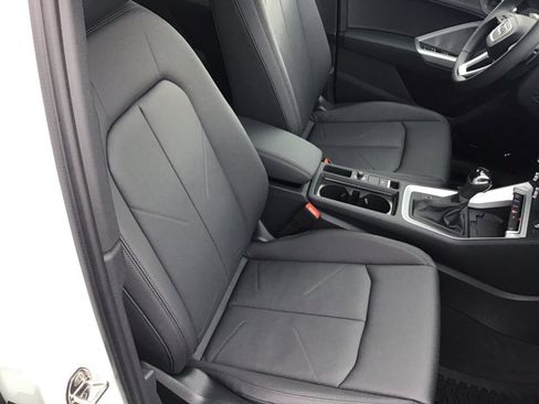 New 2025 Audi Q3 2.0T Premium image 29
