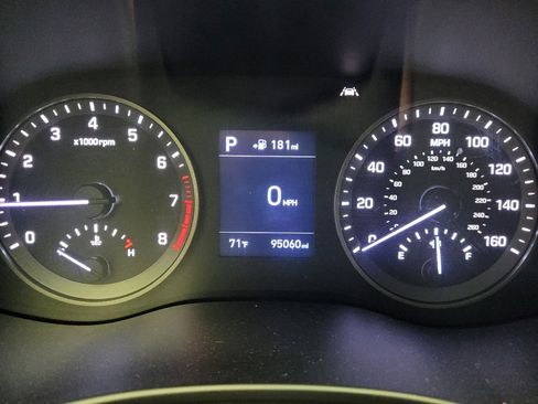 Used 2019 Hyundai Tucson Value AWD/4WD image 23
