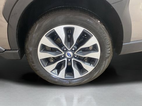 Used 2023 Subaru Outback Limited image 9