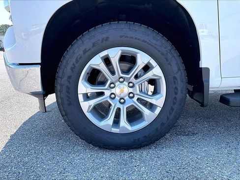 New 2026 Chevrolet Silverado 1500 LTZ AWD/4WD image 7