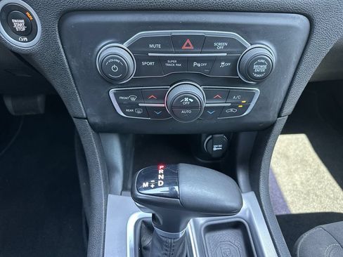 Used 2023 Dodge Charger R/T w/ Harman/Kardon Audio Group RWD image 34