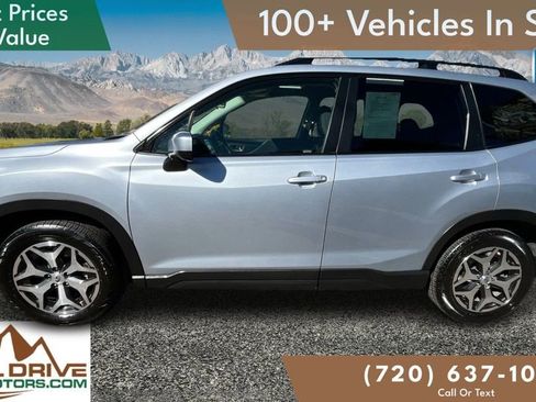 Used 2021 Subaru Forester Premium image 8