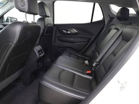 Used 2024 GMC Terrain SLT image 20