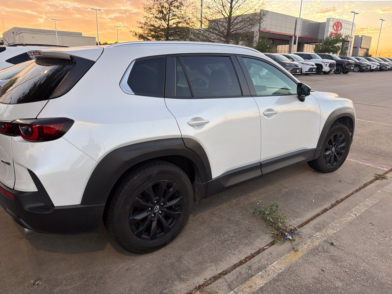 Used 2025 MAZDA CX-50 AWD 2.5 S w/ Preferred Package image 13