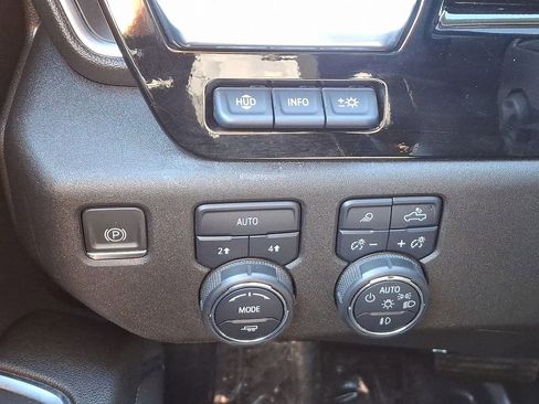 Used 2023 Chevrolet Silverado 1500 LTZ w/ LTZ Premium Package image 24