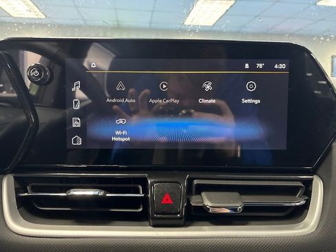 New 2026 Chevrolet TrailBlazer LT w/ Convenience Package FWD image 15