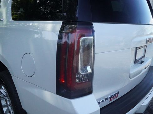 Used 2018 GMC Yukon SLT w/ Open Road Package AWD/4WD image 37