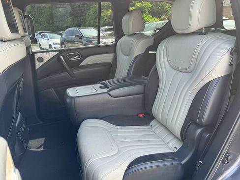 Used 2019 INFINITI QX80 Limited w/ All-Season Package AWD/4WD image 14