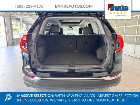 Certified 2022 GMC Terrain SLT AWD/4WD image 8