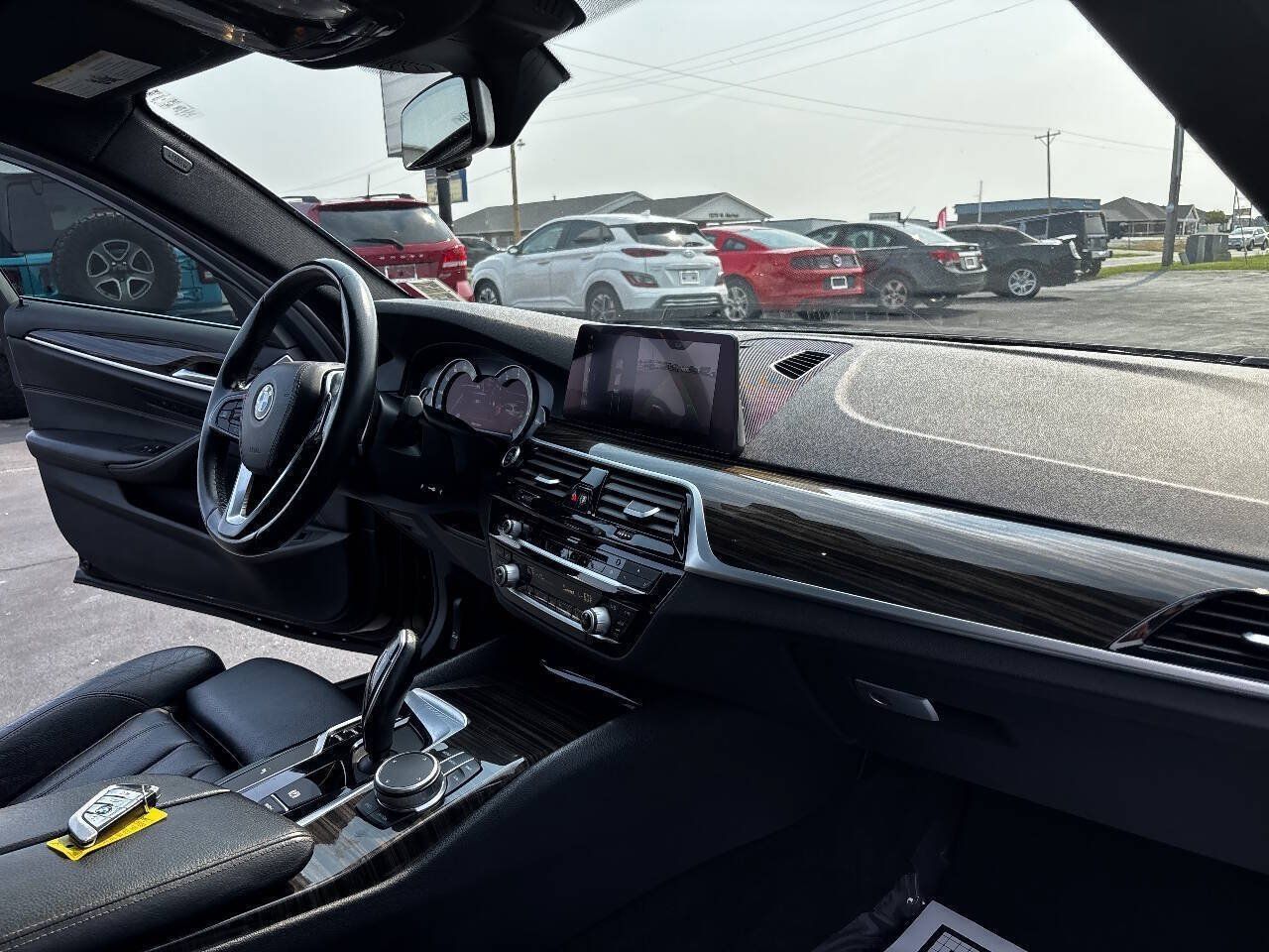 Used 2019 BMW 530i xDrive w/ Convenience Package AWD/4WD image 30
