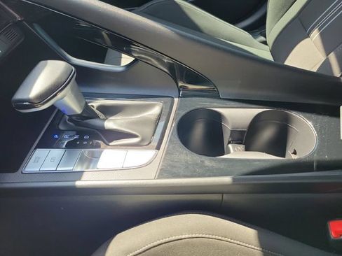 Certified 2023 Hyundai Elantra SEL w/ Convenience Package FWD image 15